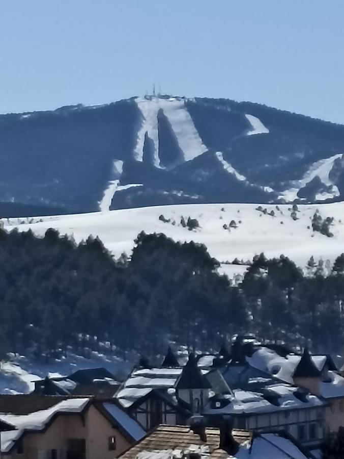 Lux I Jeremici
